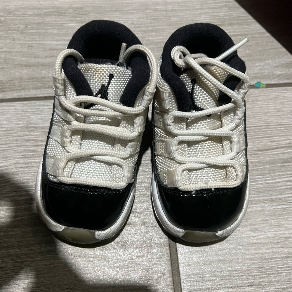 Air Jordan 11 infant
